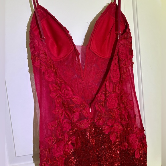 JOVANI RED FLORAL DRESS (4) - Picture 5 of 8